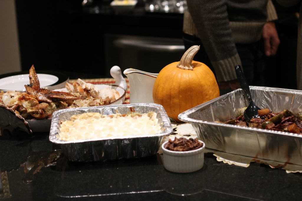 How To Host A Friendsgiving